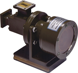 НОВОЕ ОБОРУДОВАНИЕ. Облучатель 17,7-20,2 ГГц круговой поляризации 2-портовый ТИШЖ.468573.045